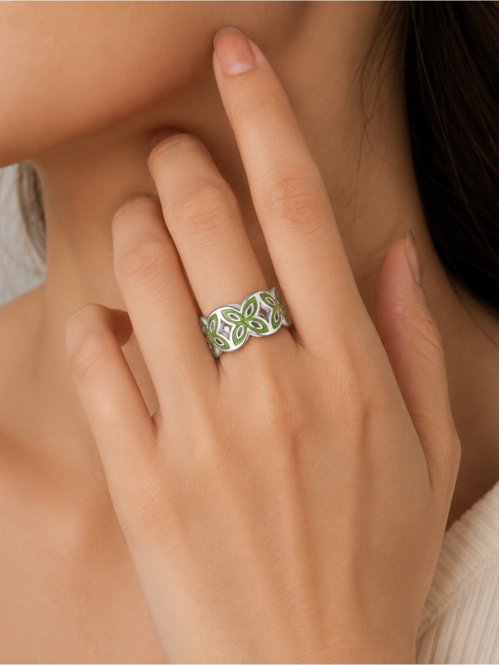 Green Enamel Floral Statement Ring Silver Tone Wide Band SZ 7 Vintage Boho Luxe